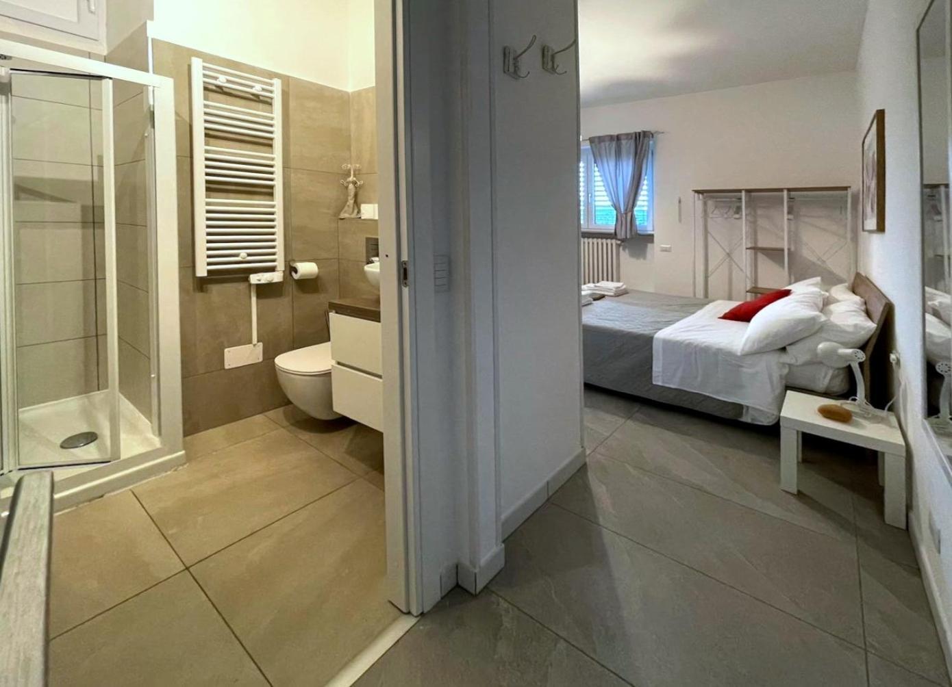 Domus 190 Rooms Varese Eksteriør bilde
