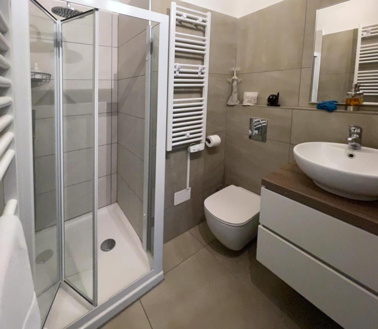Domus 190 Rooms Varese Eksteriør bilde
