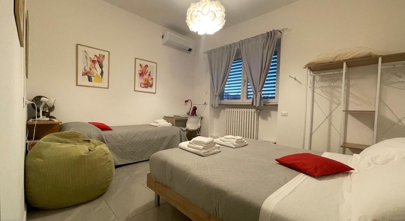 Domus 190 Rooms Varese Eksteriør bilde